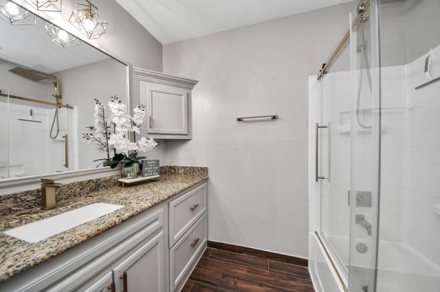 21739 Stoney Bluff Lane, Katy, TX 77449