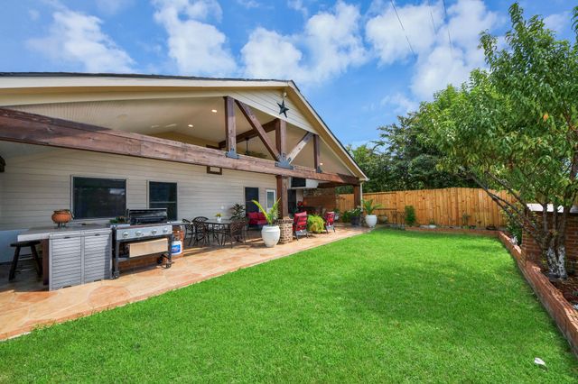 21739 Stoney Bluff Lane, Katy, TX 77449