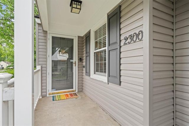 2300 W 79th Street, Prairie Village, KS 66208