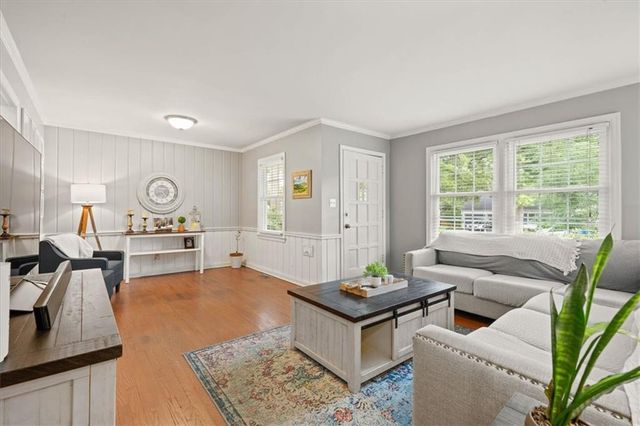 2300 W 79th Street, Prairie Village, KS 66208