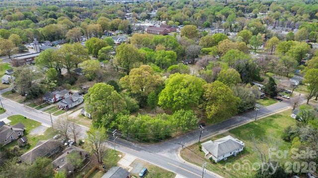 819 Interurban Avenue, Charlotte, NC 28208