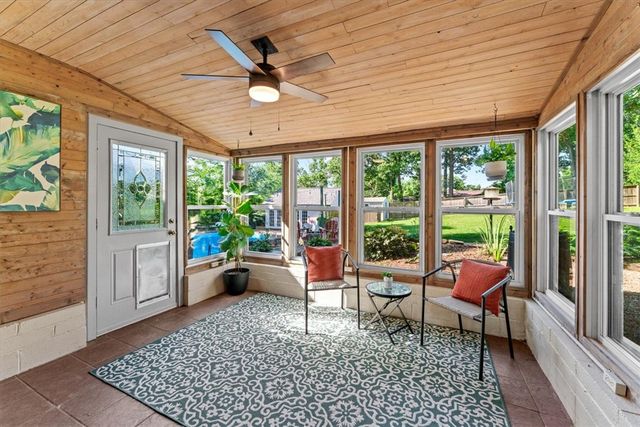702 Dewoody Drive, Bentonville, AR 72712