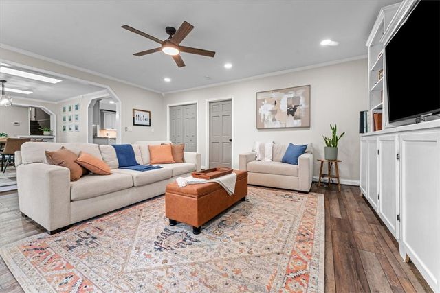 702 Dewoody Drive, Bentonville, AR 72712
