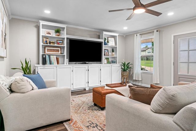 702 Dewoody Drive, Bentonville, AR 72712