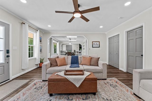 702 Dewoody Drive, Bentonville, AR 72712