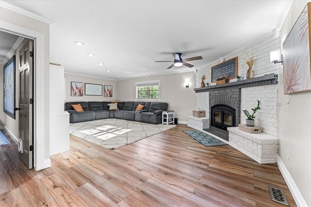 702 Dewoody Drive, Bentonville, AR 72712
