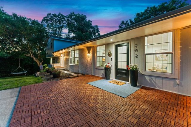702 Dewoody Drive, Bentonville, AR 72712