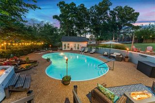 702 Dewoody Drive, Bentonville, AR 72712