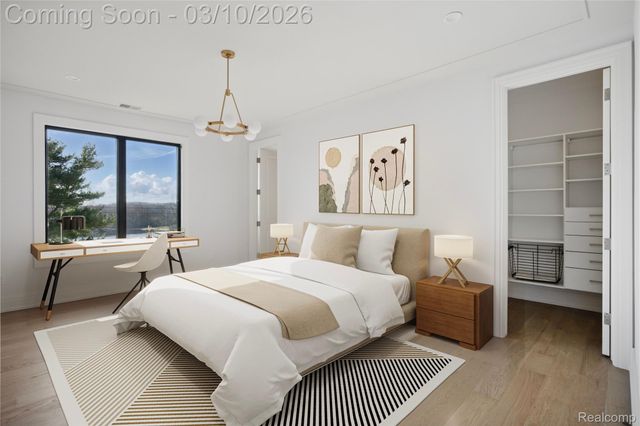 3281 Chickering Lane, Bloomfield Charter Township, MI 48302