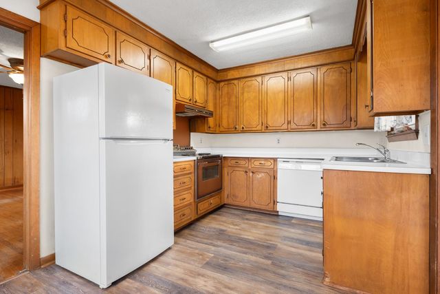 9 Merrimon Avenue, Boiling Springs, SC 29316