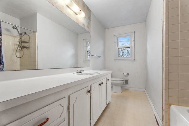 9 Merrimon Avenue, Boiling Springs, SC 29316