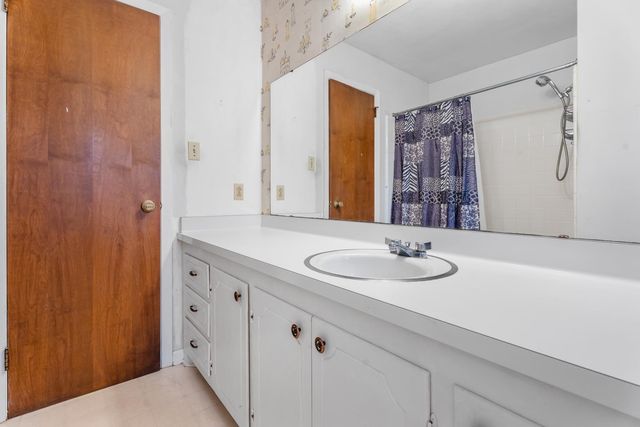 9 Merrimon Avenue, Boiling Springs, SC 29316