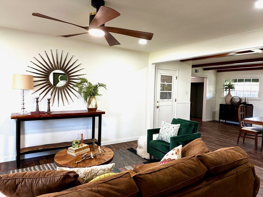 Image 4 of property listing at 2012 Jade Drive, San Angelo, TX 76904