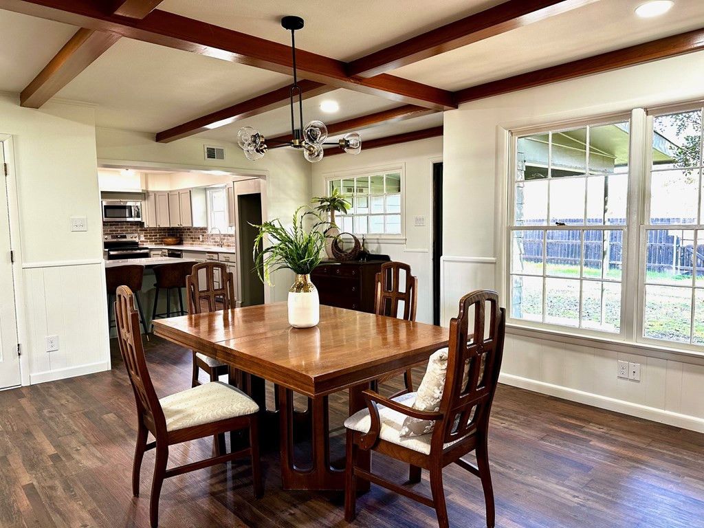 Image 7 of property listing at 2012 Jade Drive, San Angelo, TX 76904