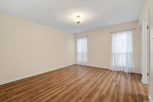 13311 LA VISTA DR, San Antonio, TX 78216