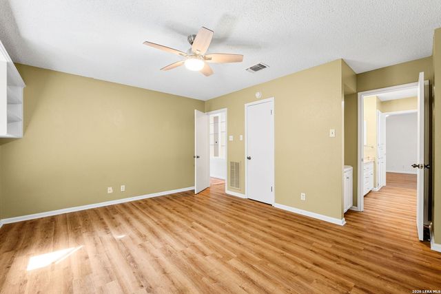 13311 LA VISTA DR, San Antonio, TX 78216