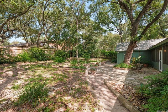 13311 LA VISTA DR, San Antonio, TX 78216