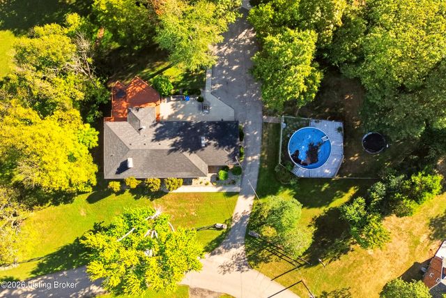 8111& 8113 Acme Way, Louisville, KY 40219