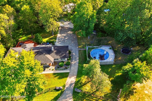 8111& 8113 Acme Way, Louisville, KY 40219