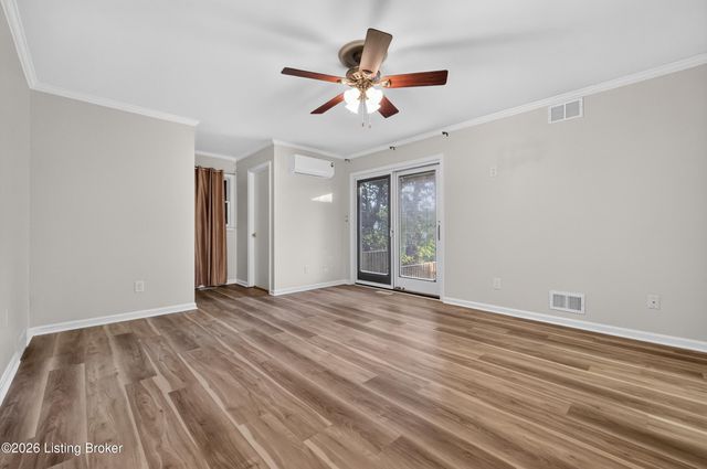 8111& 8113 Acme Way, Louisville, KY 40219