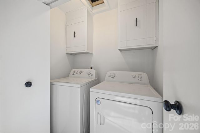 7911 Charter Oak Lane, Charlotte, NC 28226