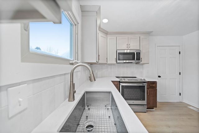 11261 LAY Road, Edinboro, PA 16412