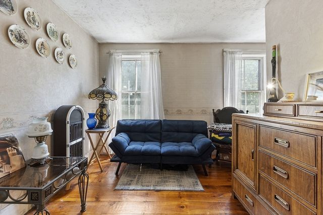 171 South Rd, Templeton, MA 01468