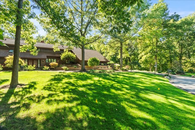 3540 Haweswood Court, Crete, IL 60417