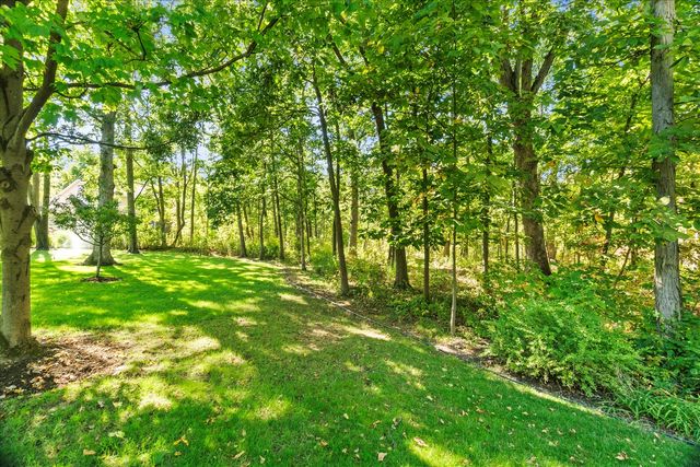 3540 Haweswood Court, Crete, IL 60417