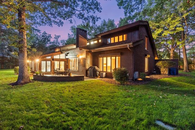 3540 Haweswood Court, Crete, IL 60417