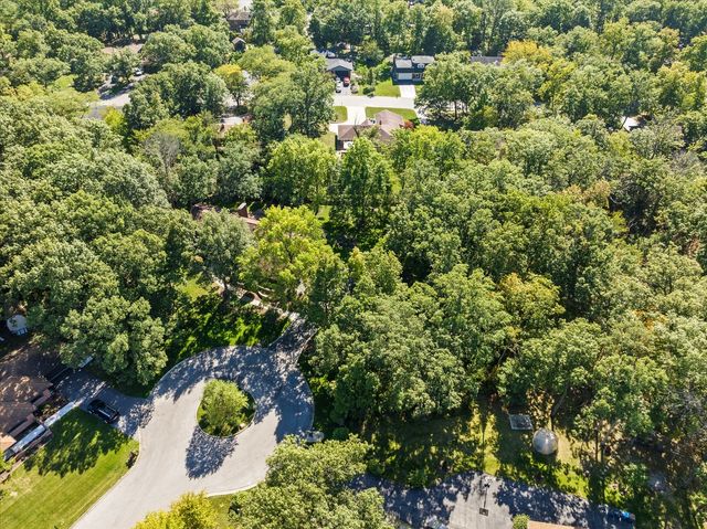 3540 Haweswood Court, Crete, IL 60417