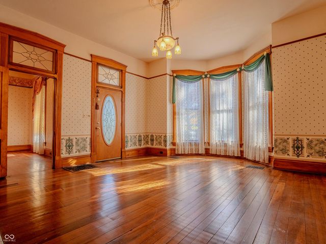 123 S Jennings Street, North Vernon, IN 47265