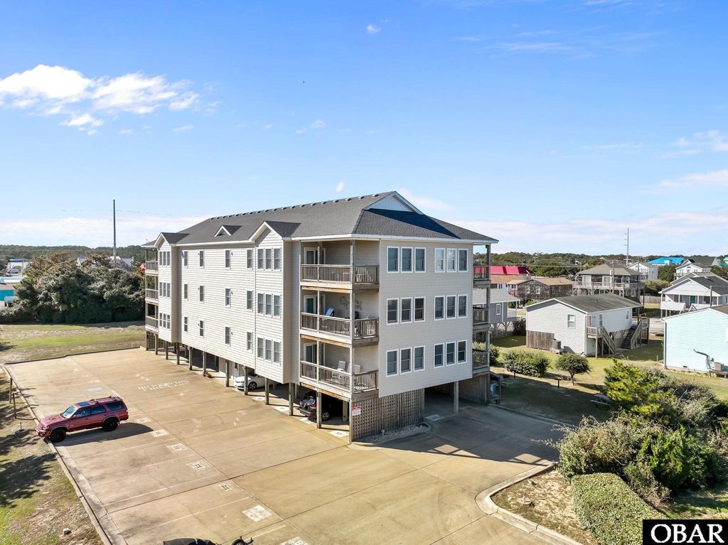 Image 4 of property listing at 2010 S Virginia Dare Trl # 104, Kill Devil Hills, NC 27948