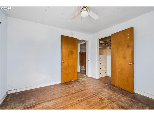 940 W M St, Springfield, OR 97477