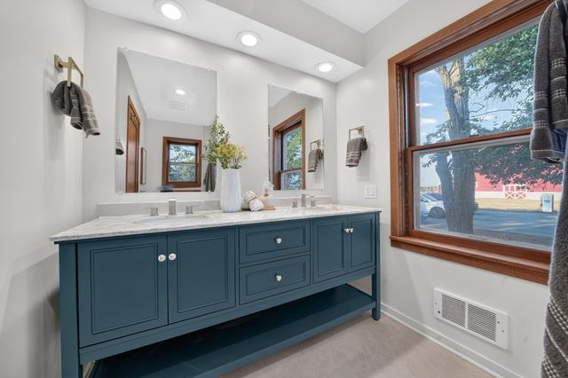 110 N Ritchey Rd, Medical Lake, WA 99022
