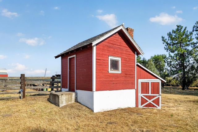 110 N Ritchey Rd, Medical Lake, WA 99022