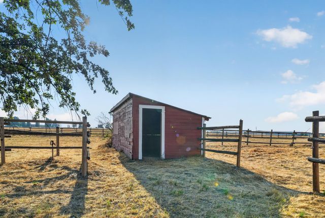 110 N Ritchey Rd, Medical Lake, WA 99022