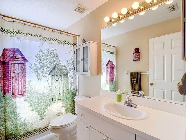 7104 QUAIL HOLLOW BOULEVARD, Wesley Chapel, FL 33544