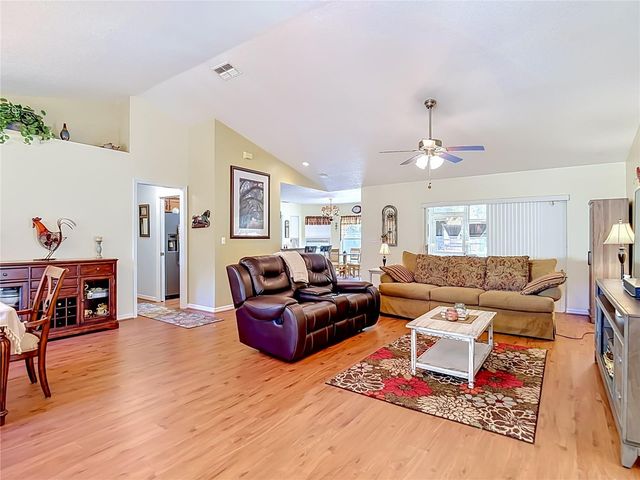 7104 QUAIL HOLLOW BOULEVARD, Wesley Chapel, FL 33544