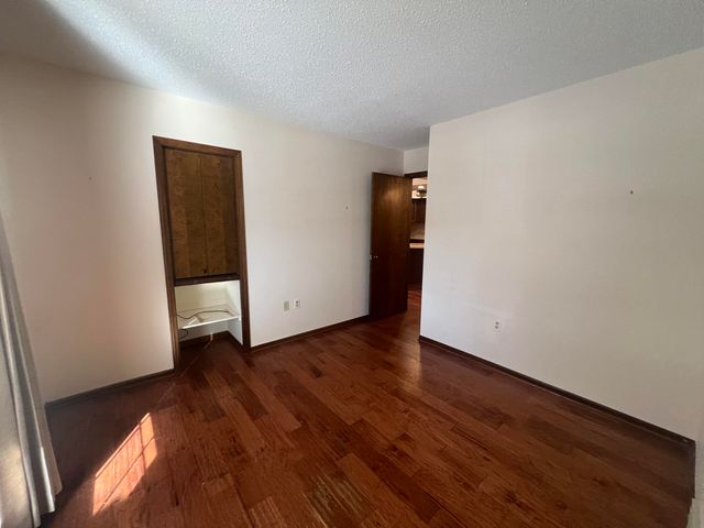 2253 Edington Drive SE, Grand Rapids, MI 49508