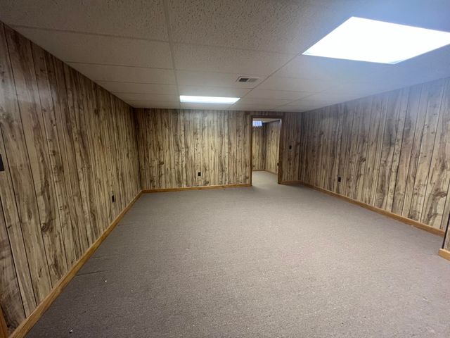 2253 Edington Drive SE, Grand Rapids, MI 49508