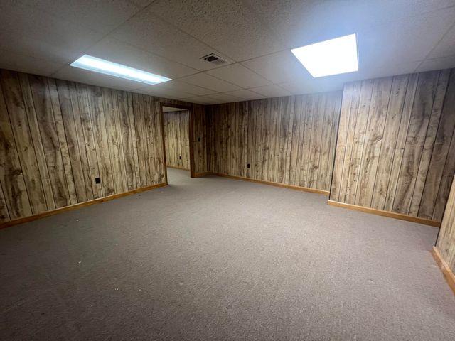 2253 Edington Drive SE, Grand Rapids, MI 49508