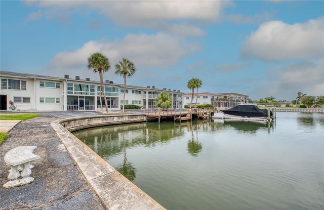 3717 S 46TH AVENUE S 8, St Petersburg, FL 33711