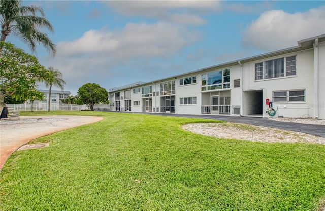 3717 S 46TH AVENUE S 8, St Petersburg, FL 33711