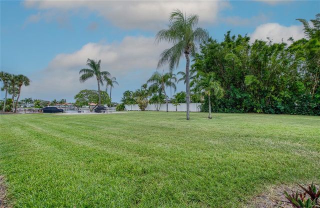 3717 S 46TH AVENUE S 8, St Petersburg, FL 33711