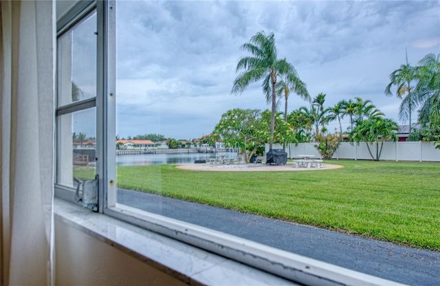 3717 S 46TH AVENUE S 8, St Petersburg, FL 33711
