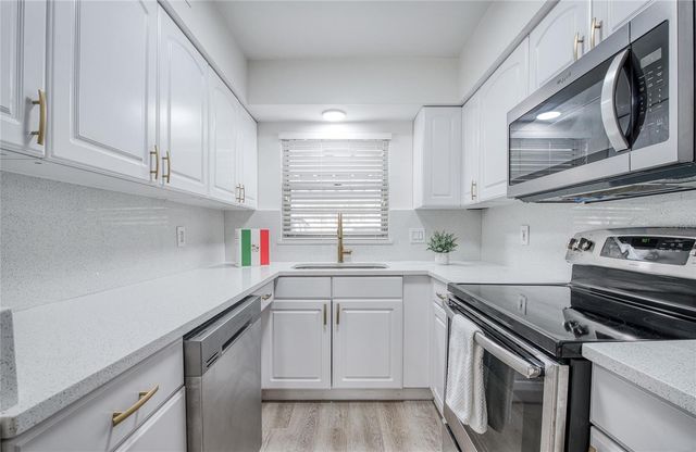3717 S 46TH AVENUE S 8, St Petersburg, FL 33711