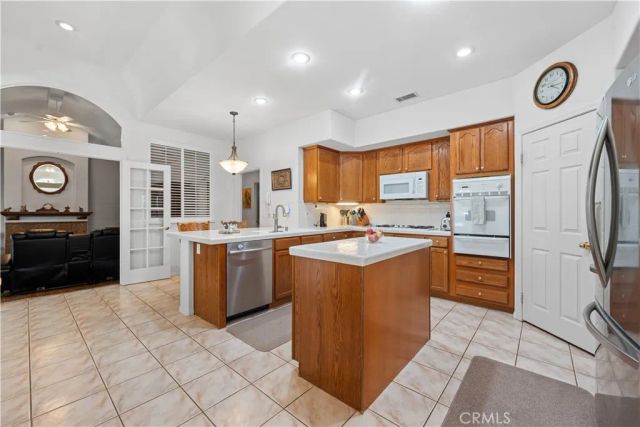 14282 Rock Place, Riverside, CA 92503