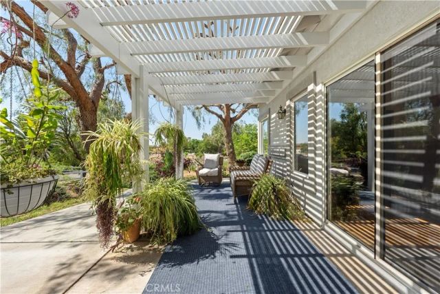 14282 Rock Place, Riverside, CA 92503
