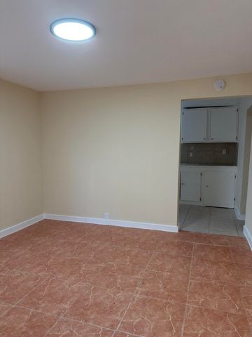 1018 Adams Street E, West Palm Beach, FL 33407